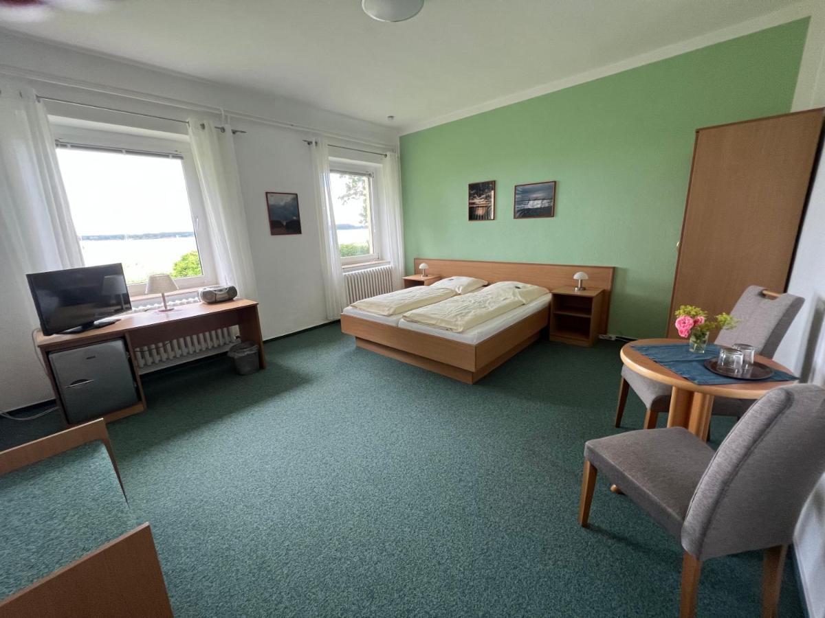 Gaestehaus Niederhof Sundhagen-Niederhof Rum bild